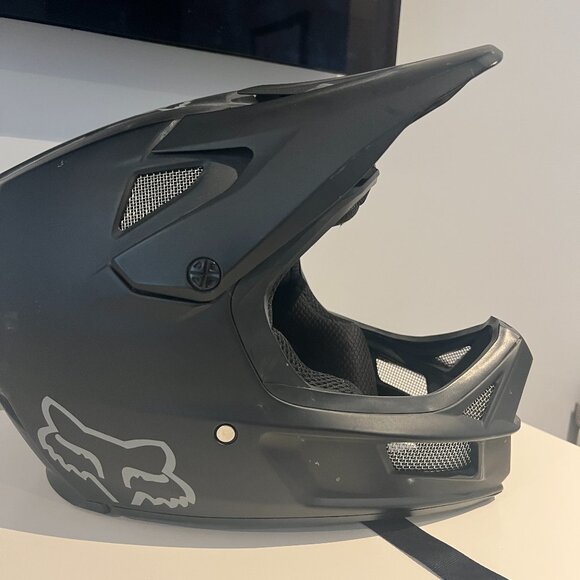 Youth Rampage Fox Mountain biking helmet - Picture 2 of 6